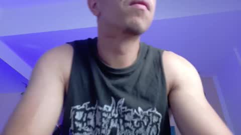 muscle scott online show from March 26, 1:28 pm