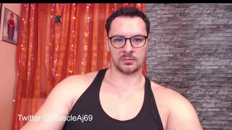 Snapshot of muscleaj69 chatting on December 10, 3:55 pm AJ online show from December 10, 3:55 pm
