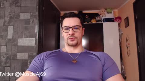 Snapshot of muscleaj69 chatting on February 25, 2:54 pm AJ online show from February 25, 2:54 pm