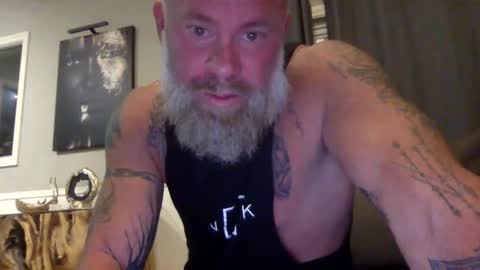 muscledick40 online show from September 16, 3:07 am