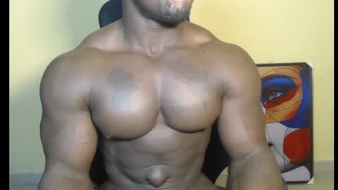 musclegod23 online show from February 7, 1:25 am