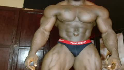 musclegod23 online show from July 5, 1:34 am