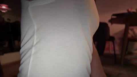 Snapshot of musclehair3 chatting on December 12, 10:20 pm musclehair3 online show from December 12, 10:20 pm