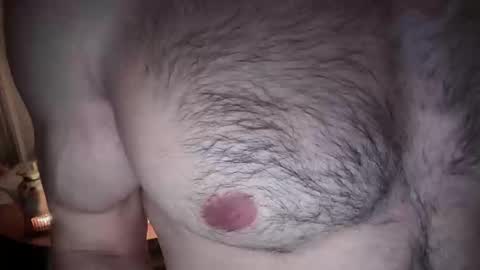 Snapshot of musclehair3 chatting on December 17, 10:00 pm musclehair3 online show from December 17, 10:00 pm