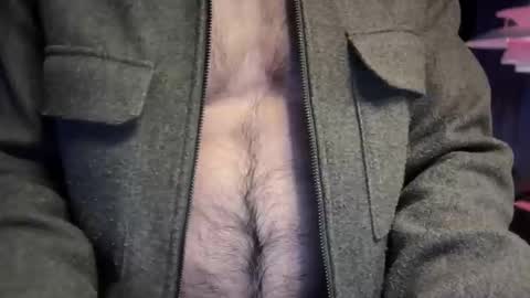 Snapshot of musclehair3 chatting on December 24, 9:44 pm musclehair3 online show from December 24, 9:44 pm
