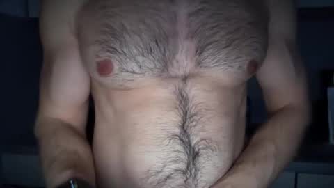 Snapshot of musclehair3 chatting on December 25, 3:17 pm musclehair3 online show from December 25, 3:17 pm