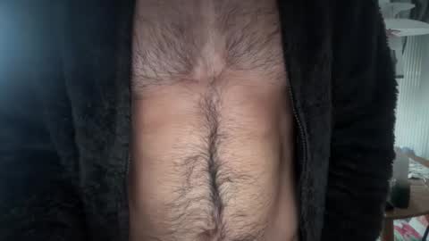 Snapshot of musclehair3 chatting on January 2, 9:54 am musclehair3 online show from January 2, 9:54 am
