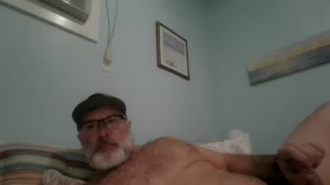 Snapshot of musclemeat41 chatting on December 30, 7:32 pm musclemeat41 online show from December 30, 7:32 pm
