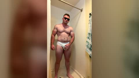 Snapshot of musclemilk6969 chatting on February 4, 4:07 am musclemilk6969 online show from February 4, 4:07 am