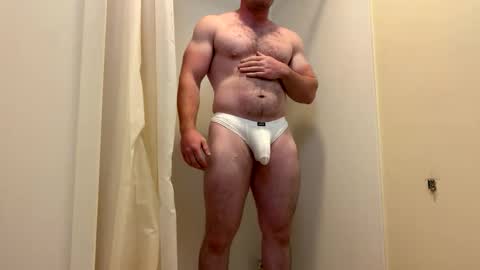 Snapshot of musclemilk6969 chatting on February 11, 5:45 am musclemilk6969 online show from February 11, 5:45 am