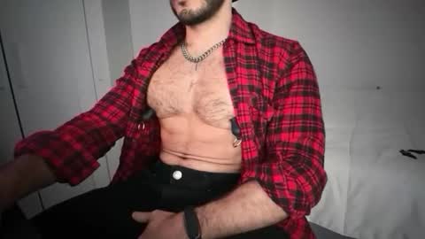 Snapshot of musclenipplepup chatting on April 2, 4:48 pm musclenipplepup online show from April 2, 4:48 pm