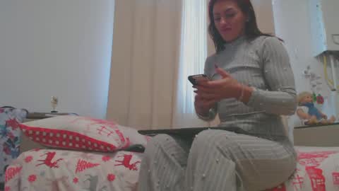 Snapshot of musclesqueen chatting on January 14, 1:38 pm MusclesQueen online show from January 14, 1:38 pm