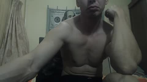 Snapshot of musculargod chatting on February 2, 1:23 am SexyMuscled online show from February 2, 1:23 am