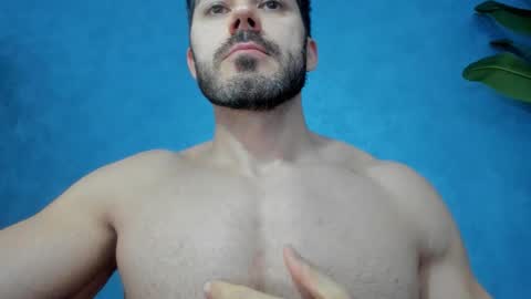 Snapshot of muscularmaster chatting on March 10, 10:20 am muscularmaster onlyfans online show from March 10, 10:20 am