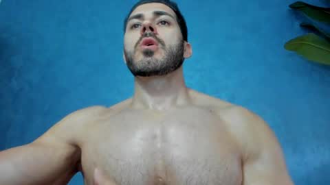 Snapshot of muscularmaster chatting on April 5, 4:37 pm muscularmaster onlyfans online show from April 5, 4:37 pm