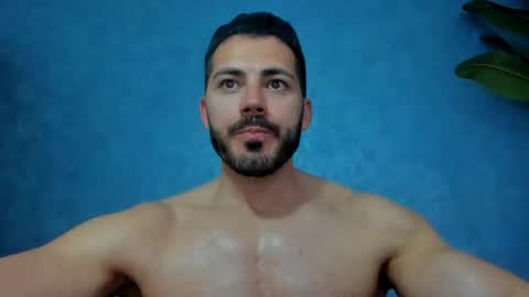 Snapshot of muscularmaster chatting on April 19, 8:44 pm muscularmaster onlyfans online show from April 19, 8:44 pm