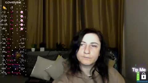 Jenya online show from December 14, 6:41 am