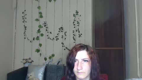 Jeneva online show from May 18, 5:30 pm
