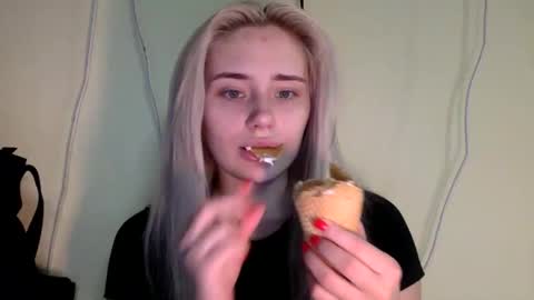 musescorner online show from February 8, 10:29 am