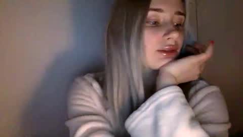 musescorner online show from February 12, 5:41 pm