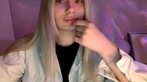 musescorner online show from May 18, 4:24 pm