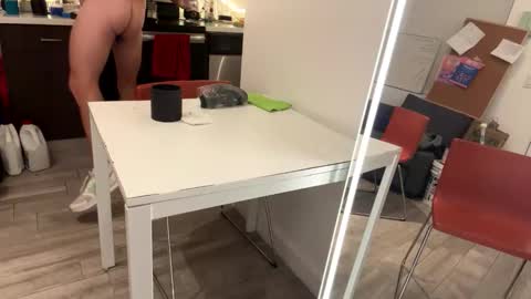 Snapshot of mushroomhead7inches chatting on January 18, 12:58 am mushroomhead7inches online show from January 18, 12:58 am