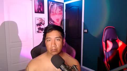 mushrooncat online show from February 12, 3:01 am