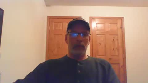 Snapshot of mustang_daddy chatting on March 7, 2:15 am 307MountainMan online show from March 7, 2:15 am