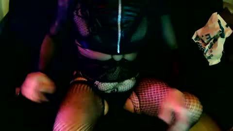 Snapshot of mustangi chatting on August 1, 11:58 pm PolandShot online show from August 1, 11:58 pm