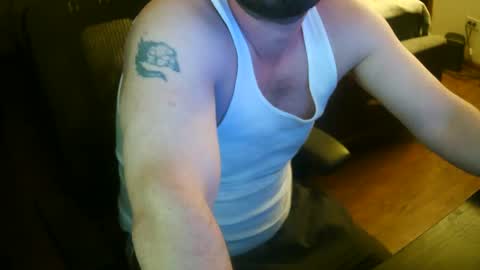 Snapshot of mustenjoyhead79 chatting on December 22, 12:40 am mustenjoyhead79 online show from December 22, 12:40 am