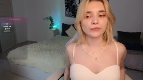 Snapshot of musya_kiss chatting on June 9, 9:04 pm Molly online show from June 9, 9:04 pm