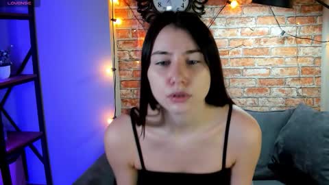 Im Marine online show from November 30, 9:24 am