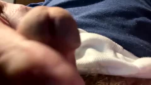 Snapshot of mutualjerk chatting on December 23, 3:01 pm bighead mature oldcock love hairy pussy C2C married..hairy women more than welcome. Tips not required but appreciated online show from December 23, 3:01 pm