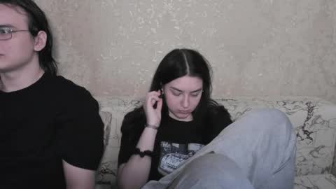 cute couple online show from May 18, 9:31 pm