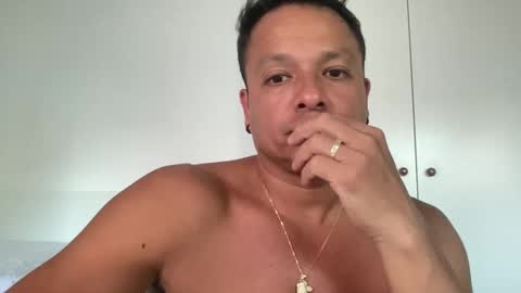 Snapshot of muycasual chatting on September 20, 9:27 pm taurosboy online show from September 20, 9:27 pm