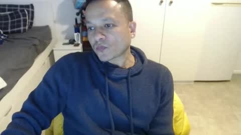 Snapshot of muycasual chatting on February 20, 11:16 pm taurosboy online show from February 20, 11:16 pm