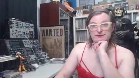 Snapshot of muziknerd chatting on February 15, 4:03 am Muziknerd online show from February 15, 4:03 am