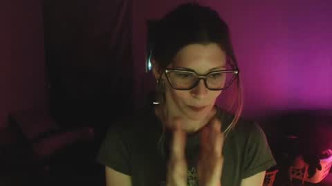 ghost mantis online show from July 15, 11:21 pm