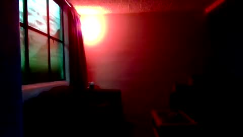 Snapshot of mxdnxss chatting on December 9, 4:23 am Maty online show from December 9, 4:23 am