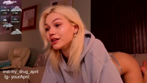 April online show from October 7, 4:20 am