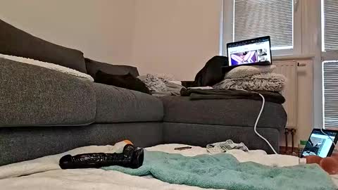 my_dirty_office online show from November 22, 6:56 am