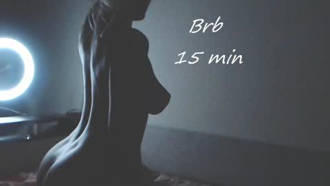 Hannah  welcome  online show from March 6, 12:30 pm