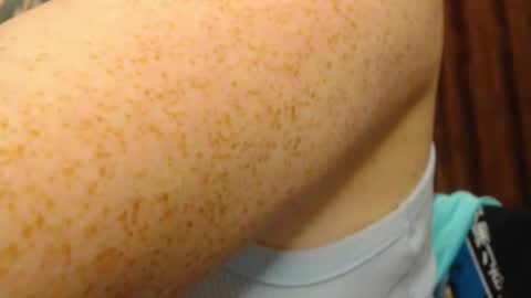 Snapshot of my_kind_of_love chatting on January 13, 6:18 am sara i know you love me xoxox online show from January 13, 6:18 am