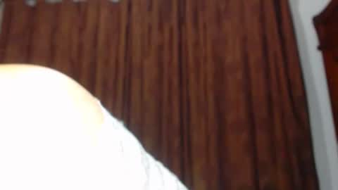 Snapshot of my_kind_of_love chatting on February 1, 6:56 am sara i know you love me xoxox online show from February 1, 6:56 am