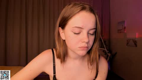 Maya online show from December 9, 5:41 pm