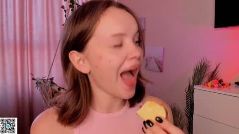 Maya online show from January 28, 12:11 pm