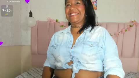 mya_blaze online show from October 28, 12:52 pm