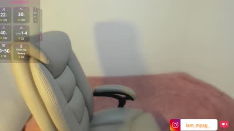 Snapshot of myaa_girl chatting on March 2, 2:58 am My name is Mya welcome online show from March 2, 2:58 am