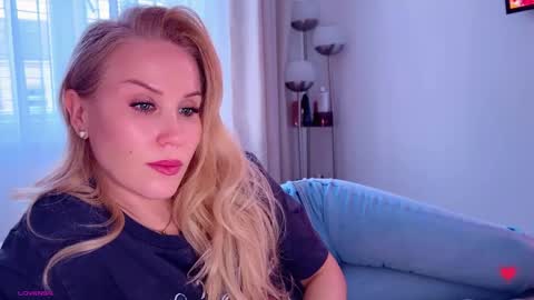 Mya-be Yours P online show from October 12, 5:12 pm