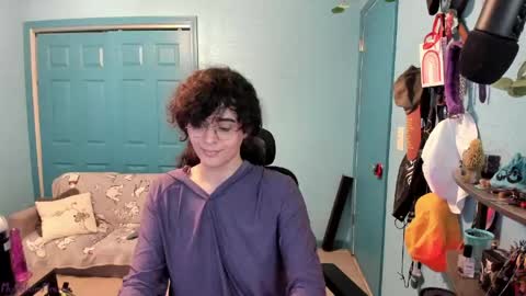 Snapshot of myceliummouse chatting on April 13, 1:49 pm Grace online show from April 13, 1:49 pm